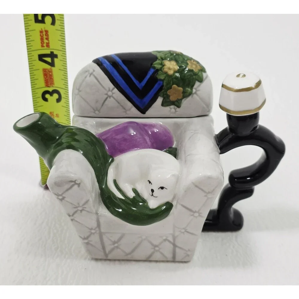 Vintage Teapot White Sleeping Cat on Chair with Lamp floral